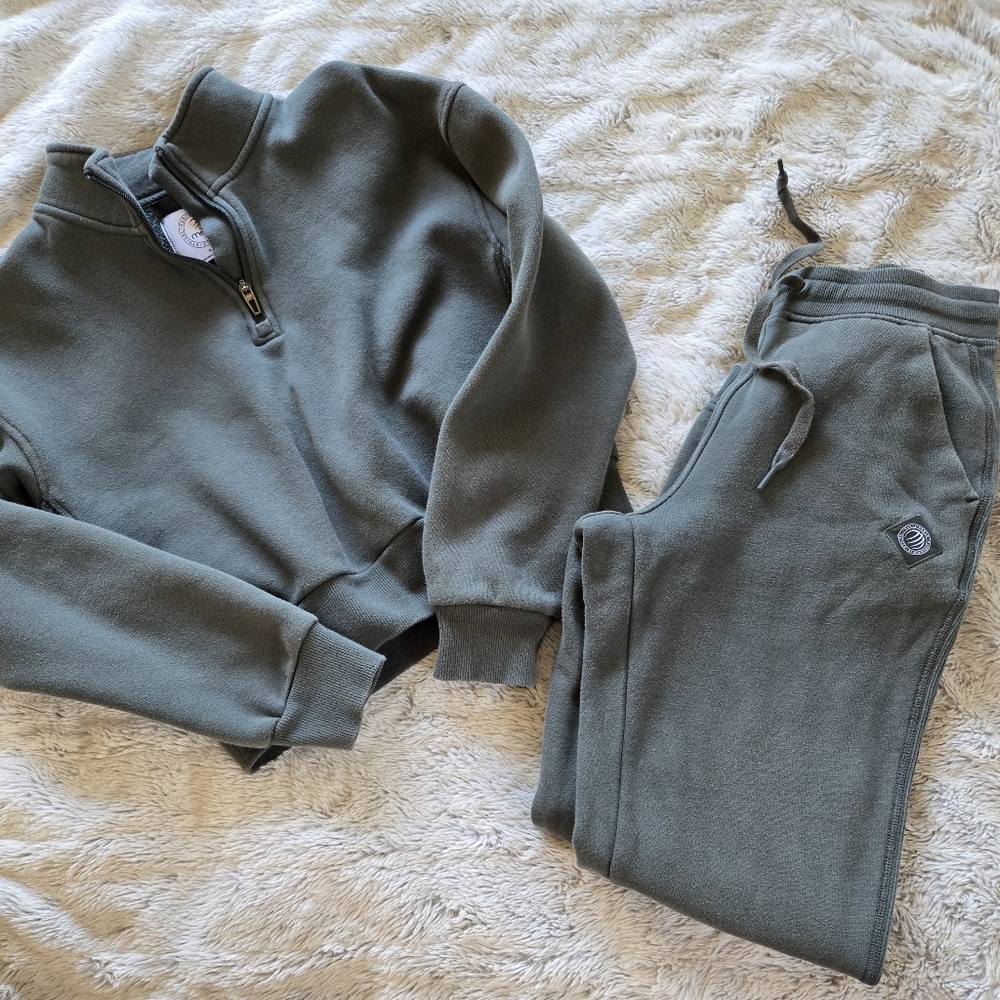 MPG Sweat Set